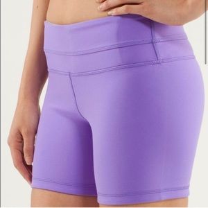 Lululemon reversible shorts 💜